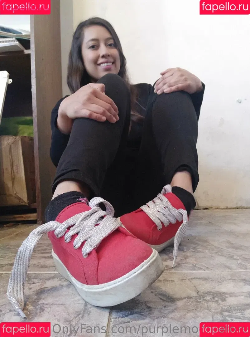 purplemoon.afree / purplemoonco Onlyfans Photo Gallery 