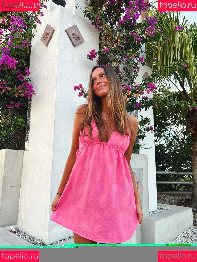 Abby Busick / abby.xo / abbybusick Onlyfans Photo Gallery 