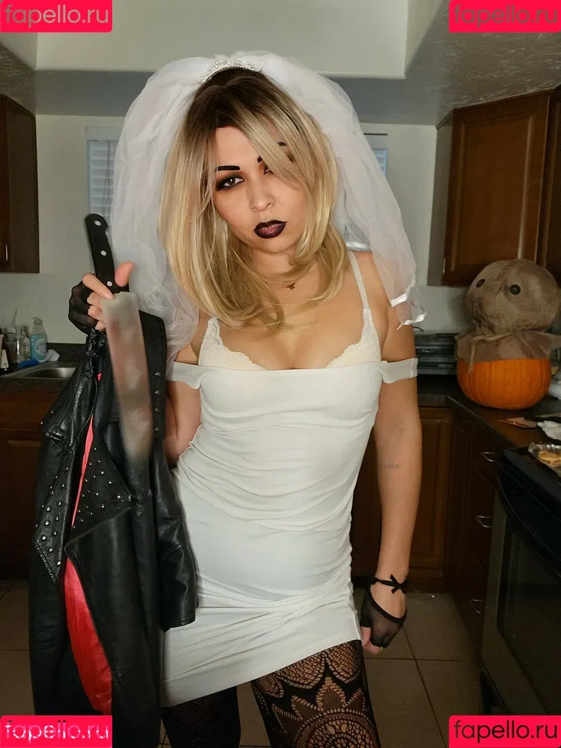 Pinksaltmoon / lunalyrik / pinksaltmoon2 / pinksaltmoonof Onlyfans Photo Gallery 