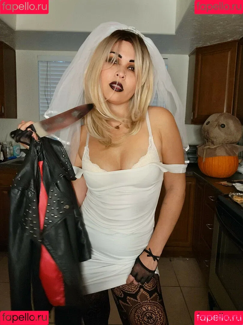 Pinksaltmoon / lunalyrik / pinksaltmoon2 / pinksaltmoonof Onlyfans Photo Gallery 