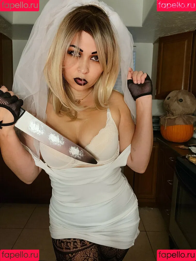 Pinksaltmoon / lunalyrik / pinksaltmoon2 / pinksaltmoonof Onlyfans Photo Gallery 