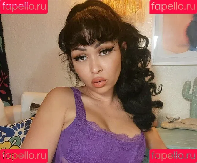 Pinksaltmoon / lunalyrik / pinksaltmoon2 / pinksaltmoonof Onlyfans Photo Gallery 