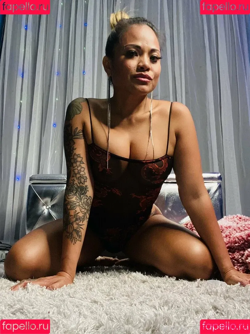 kristaraine / kristarayne Onlyfans Photo Gallery 