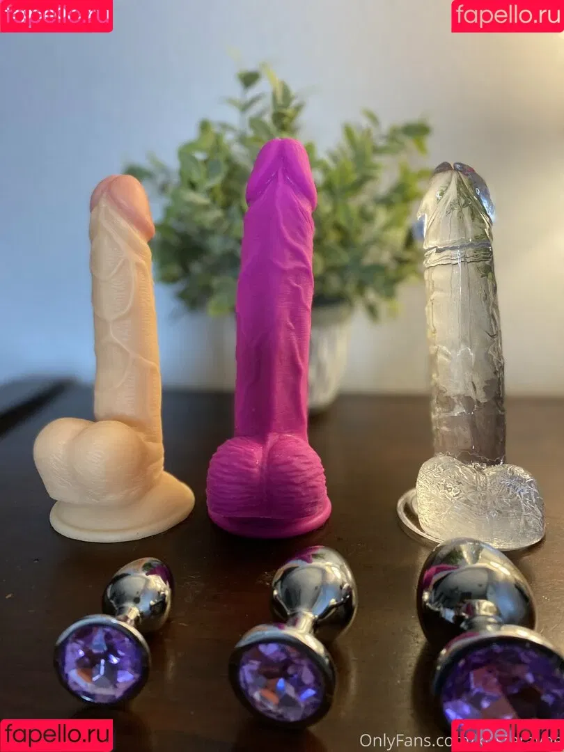 kristaraine / kristarayne Onlyfans Photo Gallery 