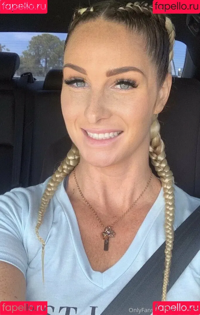 kristaraine / kristarayne Onlyfans Photo Gallery 