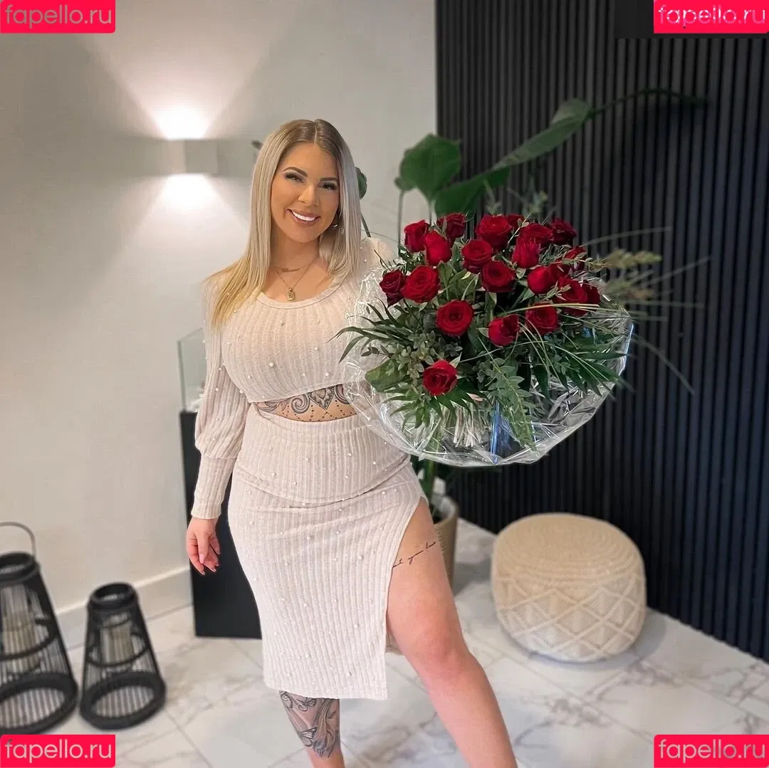 Jenny Frankhauser / jenny_frankhauser Onlyfans Photo Gallery 
