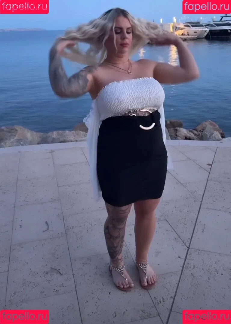 Jenny Frankhauser / jenny_frankhauser Onlyfans Photo Gallery 