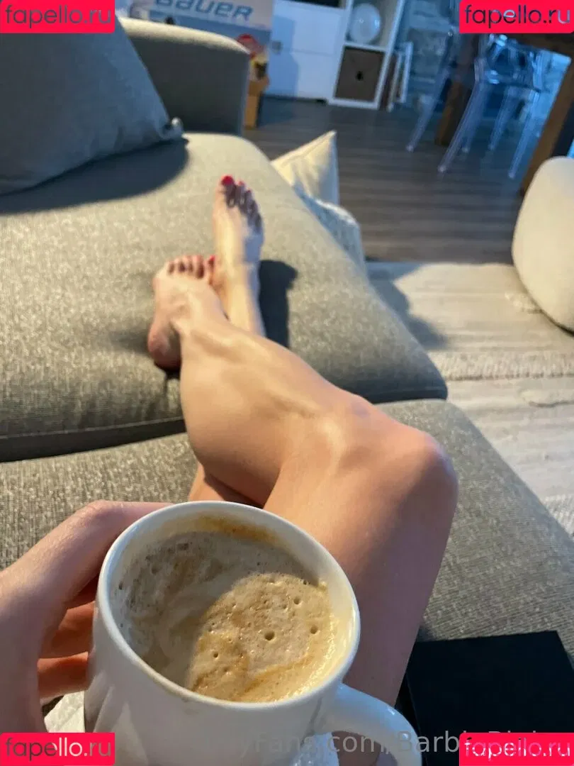 Blaire Bennett / barbeeebae / barbieblairebennett Onlyfans Photo Gallery 