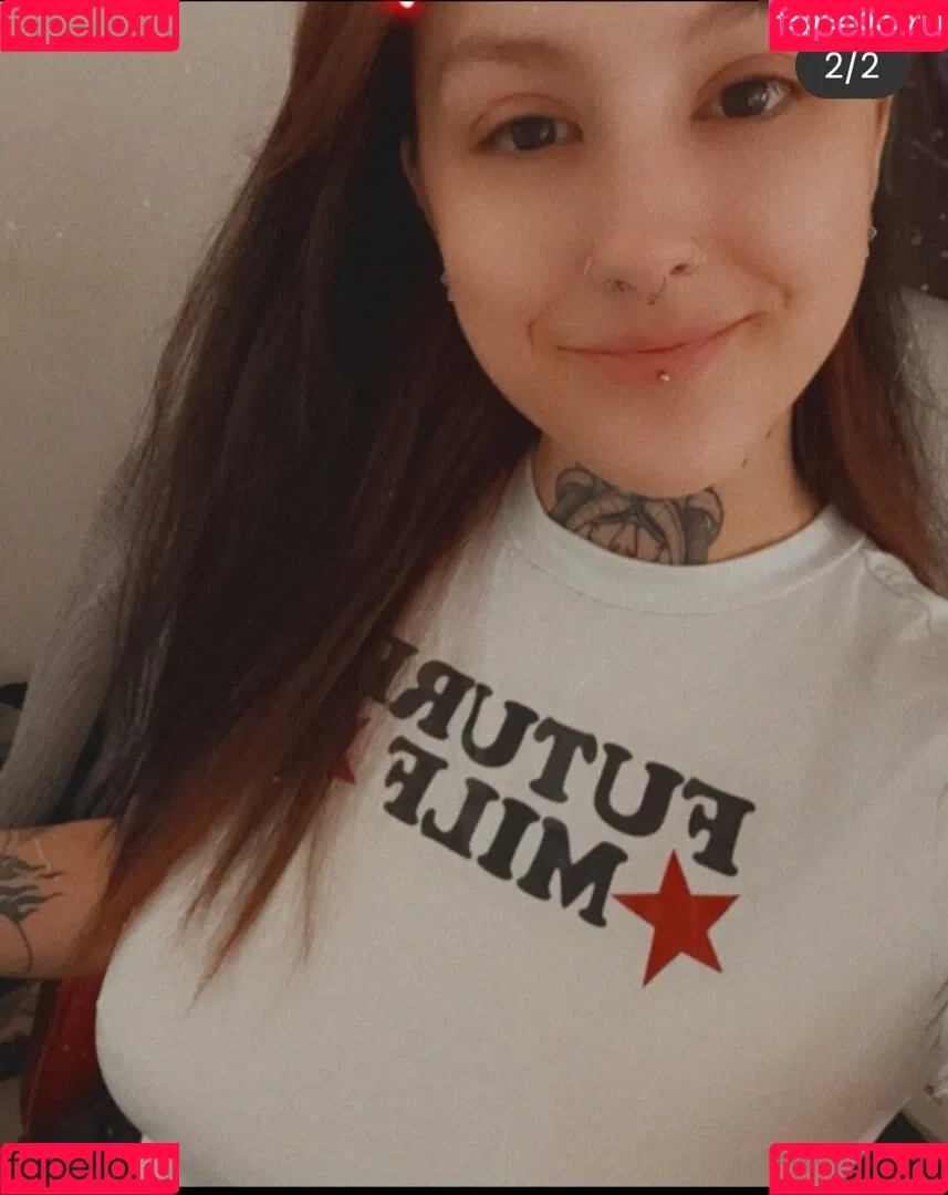 y0urd3vil_666 / yougotcarried Onlyfans Photo Gallery 