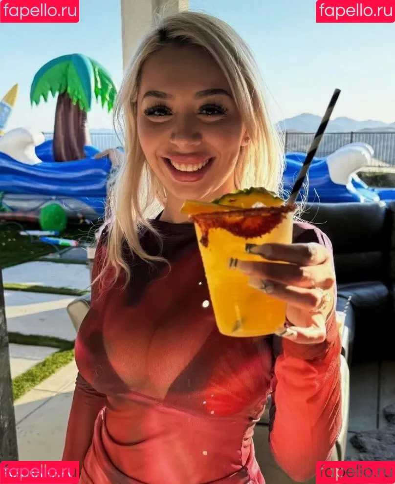 britneyyy.official / britneyyyofficial Onlyfans Photo Gallery 