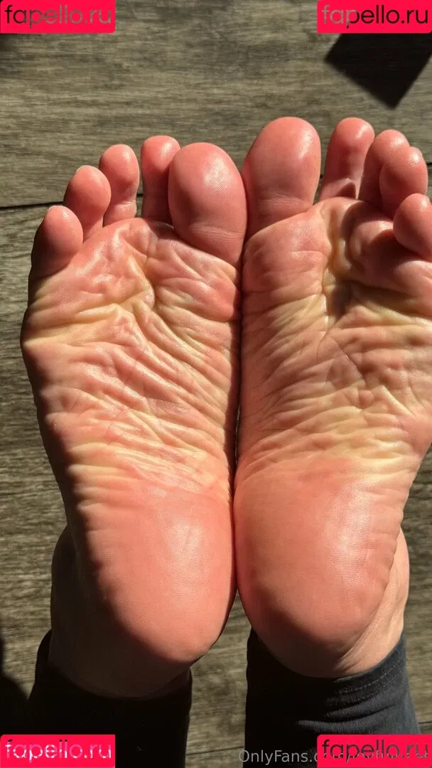 joy.fullfeet / joyfullfeet Onlyfans Photo Gallery 