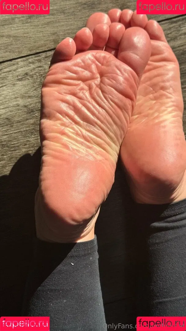 joy.fullfeet / joyfullfeet Onlyfans Photo Gallery 