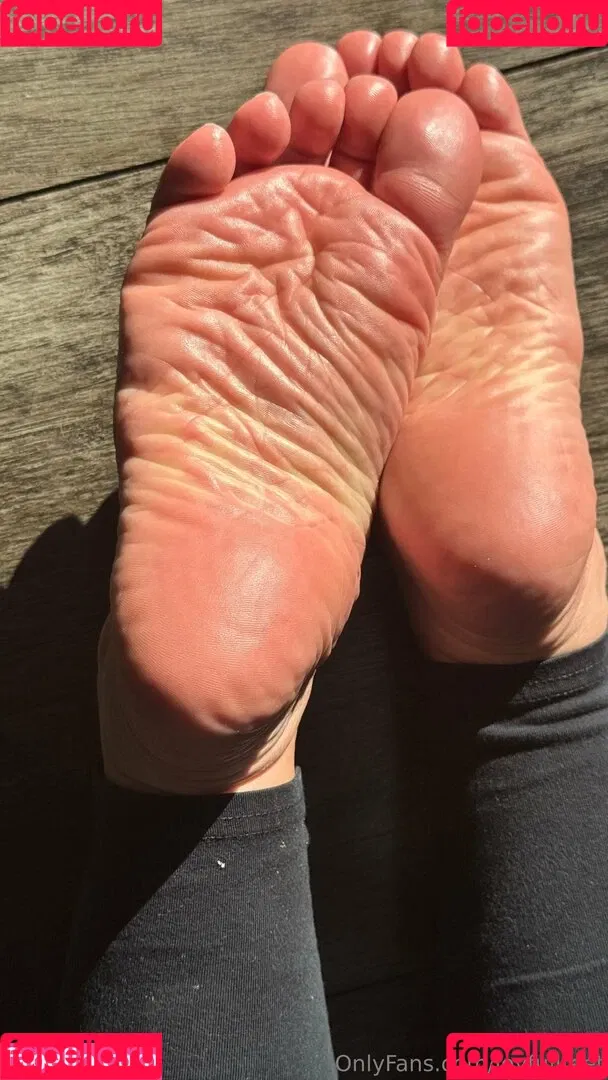 joy.fullfeet / joyfullfeet Onlyfans Photo Gallery 