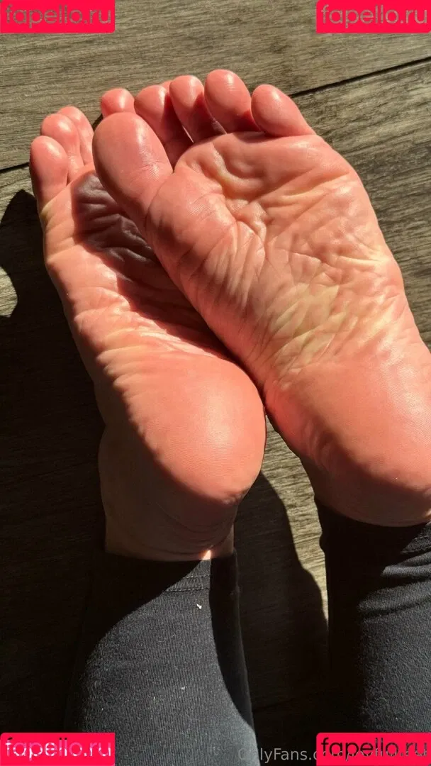joy.fullfeet / joyfullfeet Onlyfans Photo Gallery 