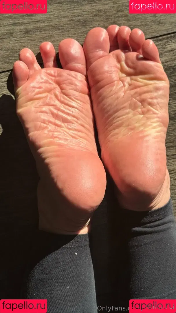 joy.fullfeet / joyfullfeet Onlyfans Photo Gallery 