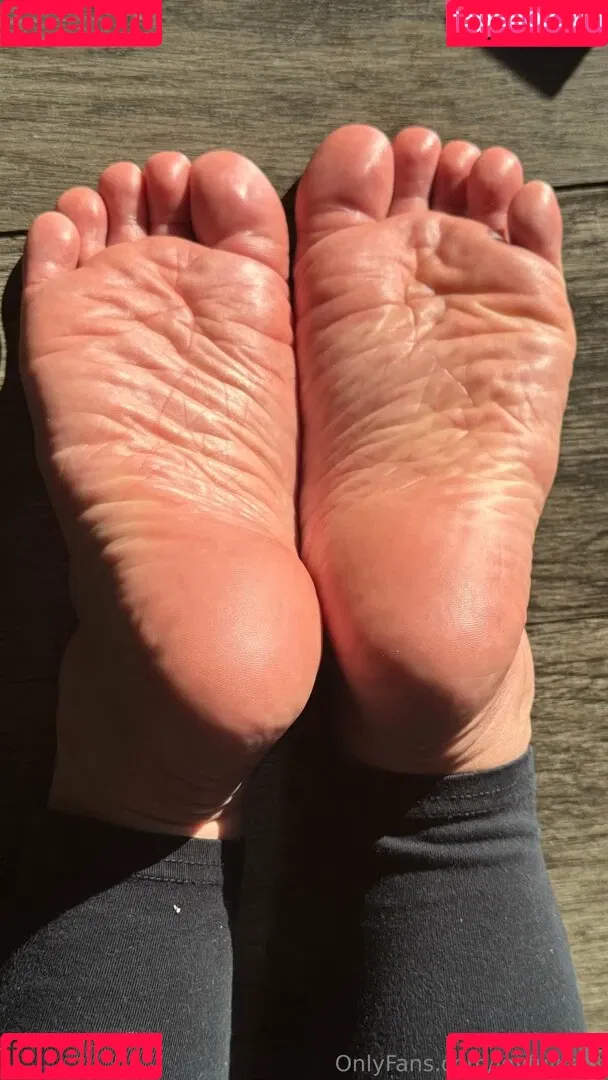 joy.fullfeet / joyfullfeet Onlyfans Photo Gallery 