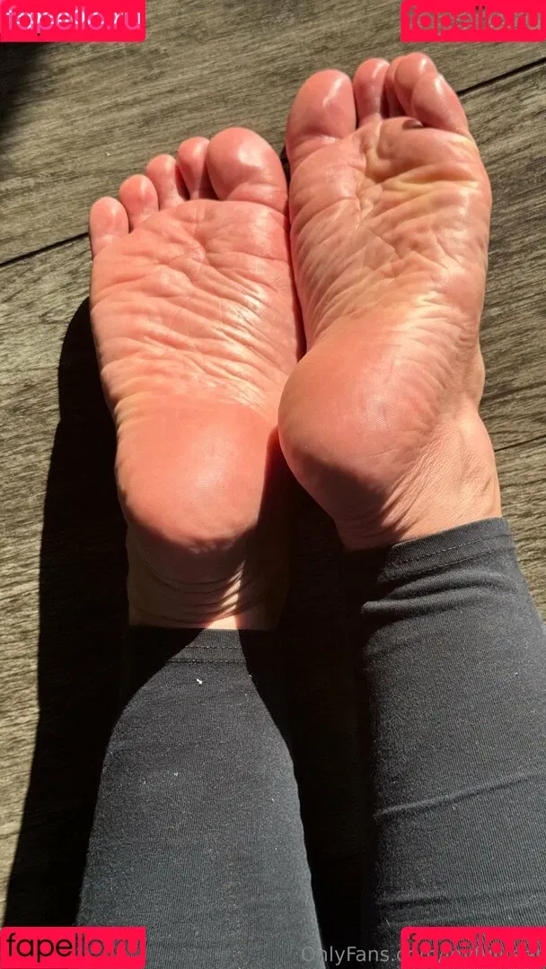 joy.fullfeet / joyfullfeet Onlyfans Photo Gallery 