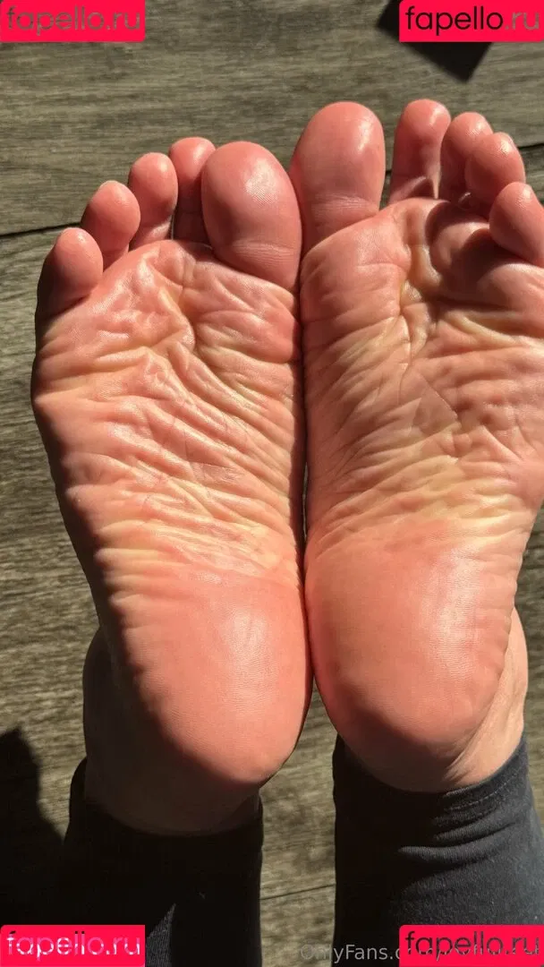 joy.fullfeet / joyfullfeet Onlyfans Photo Gallery 
