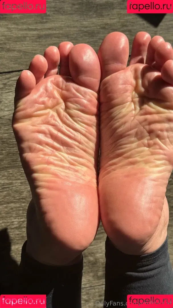 joy.fullfeet / joyfullfeet Onlyfans Photo Gallery 