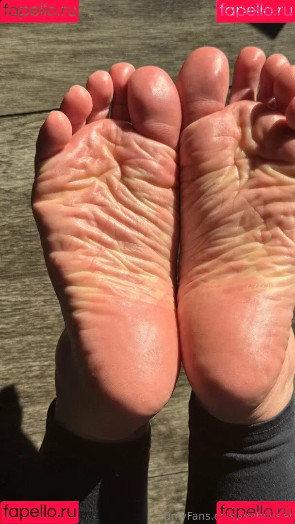 joy.fullfeet / joyfullfeet Onlyfans Photo Gallery 