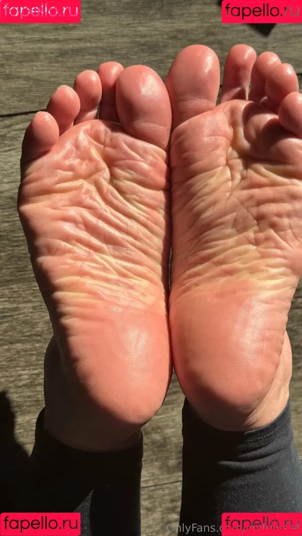 joy.fullfeet / joyfullfeet Onlyfans Photo Gallery 