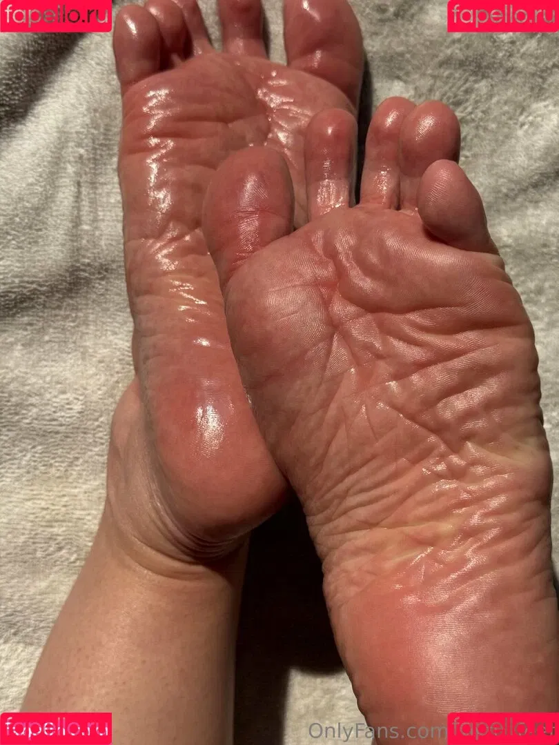 joy.fullfeet / joyfullfeet Onlyfans Photo Gallery 