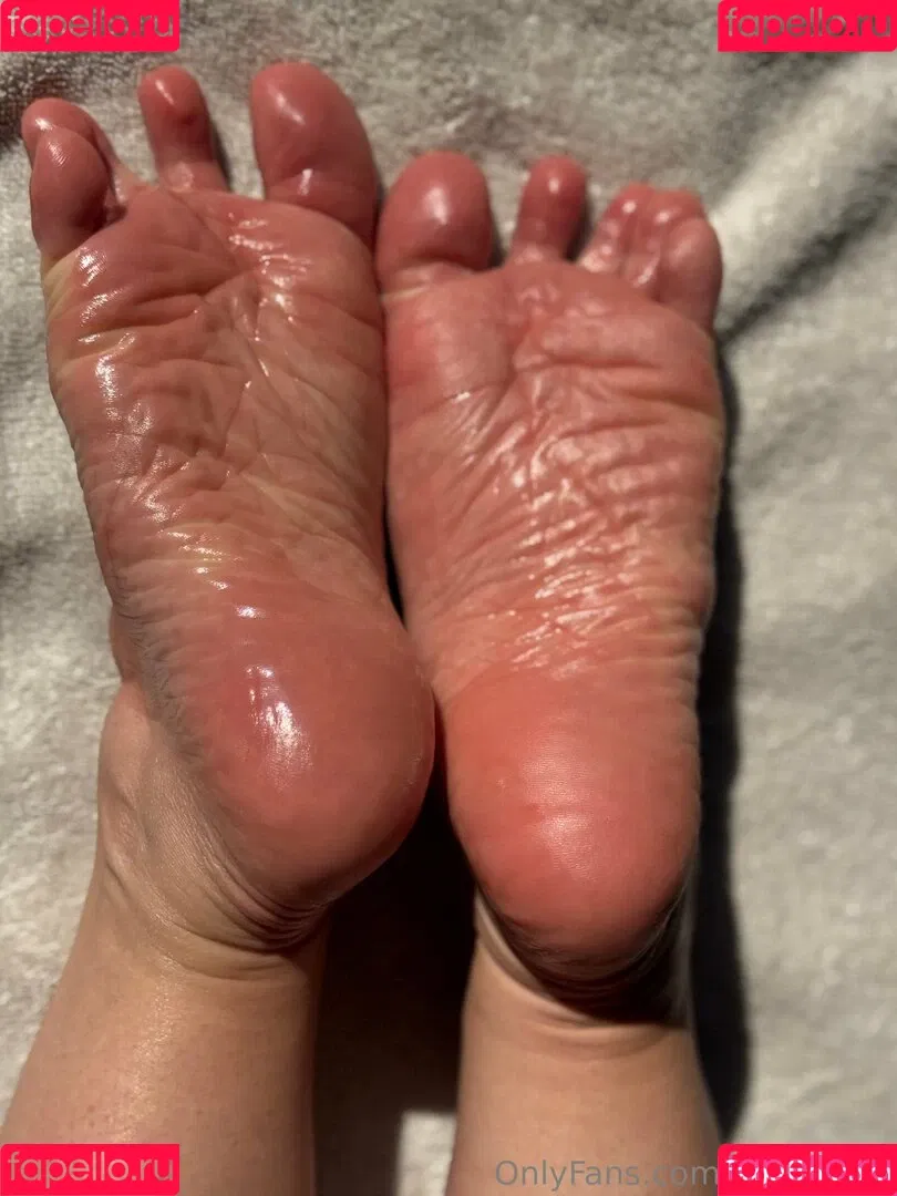 joy.fullfeet / joyfullfeet Onlyfans Photo Gallery 