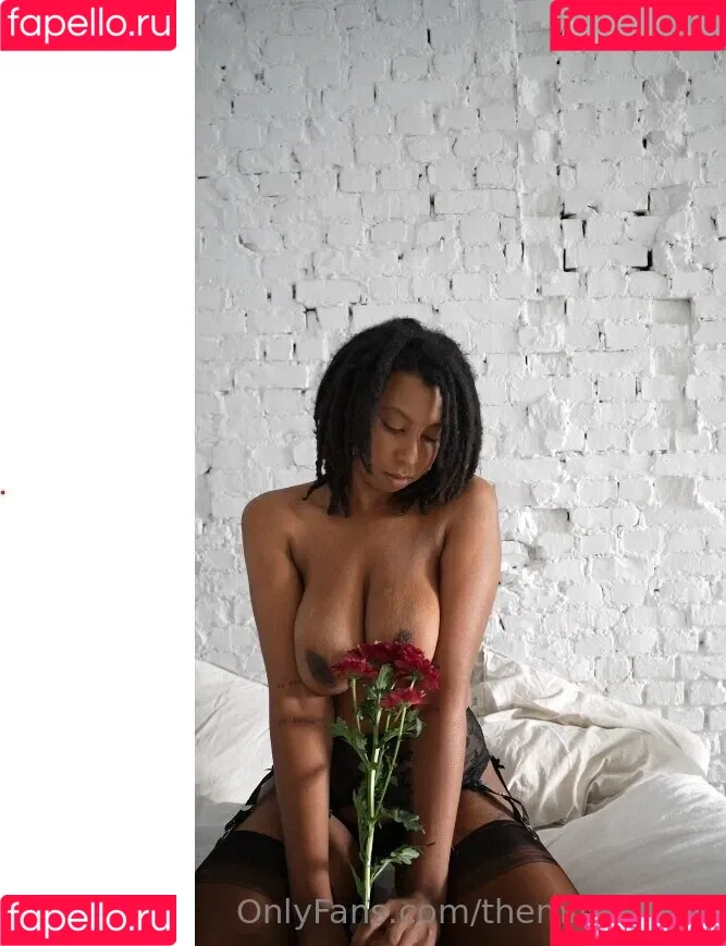 Themilkmaide / ilovelivieburke Onlyfans Photo Gallery 