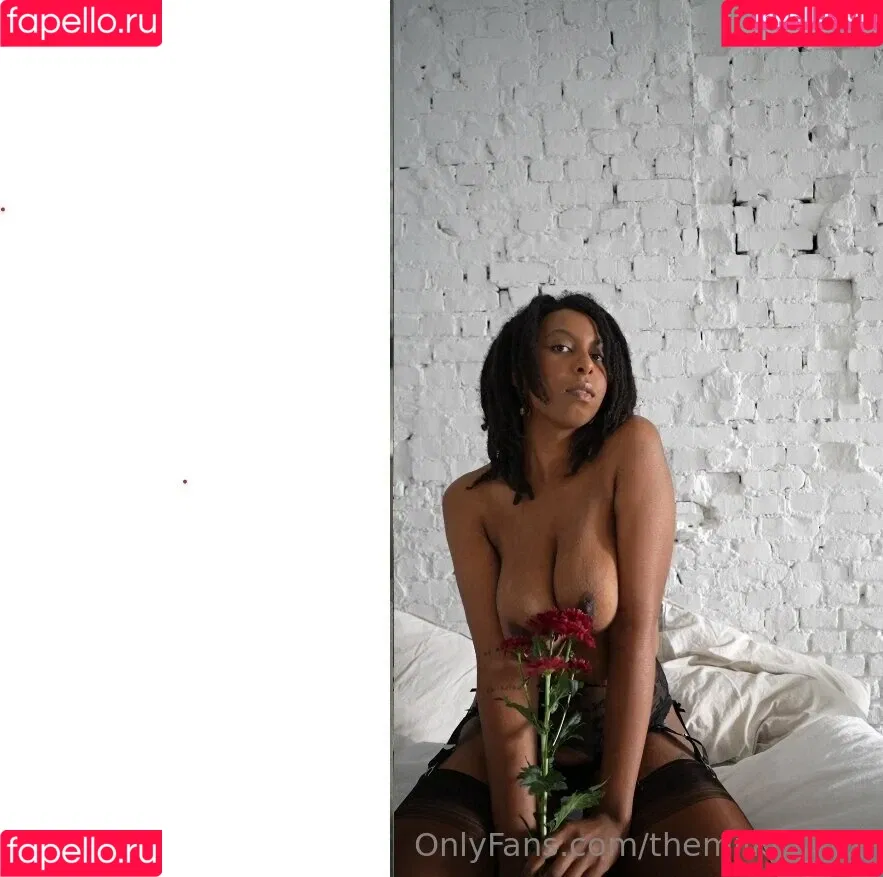 Themilkmaide / ilovelivieburke Onlyfans Photo Gallery 