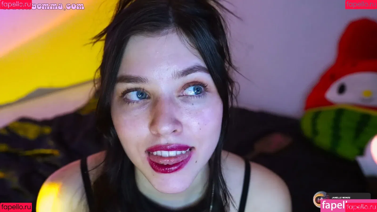 Emma Choice / emma.choice / emmac_cb Onlyfans Photo Gallery 