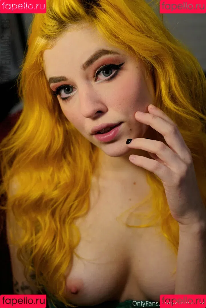 Emma Choice / emma.choice / emmac_cb Onlyfans Photo Gallery 