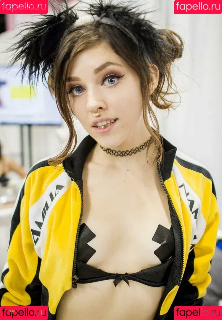 Emma Choice / emma.choice / emmac_cb Onlyfans Photo Gallery 