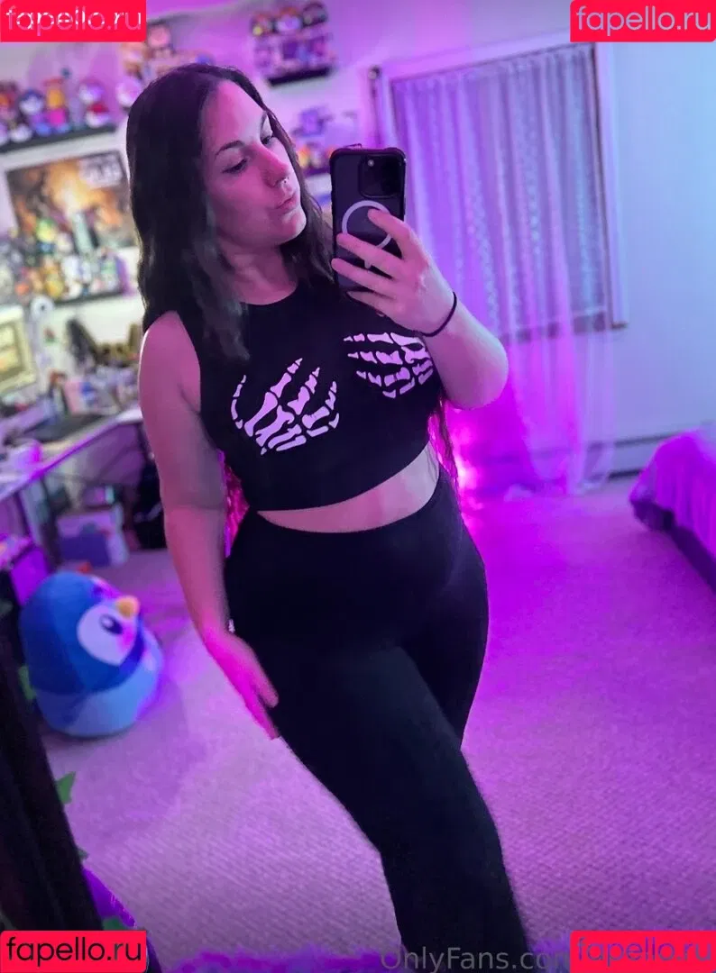 brandoki / the_absyrd Onlyfans Photo Gallery 