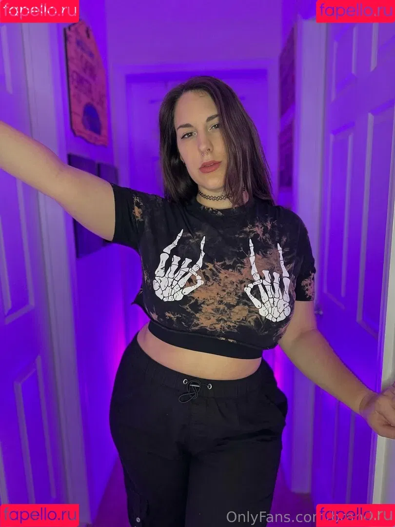 brandoki / the_absyrd Onlyfans Photo Gallery 