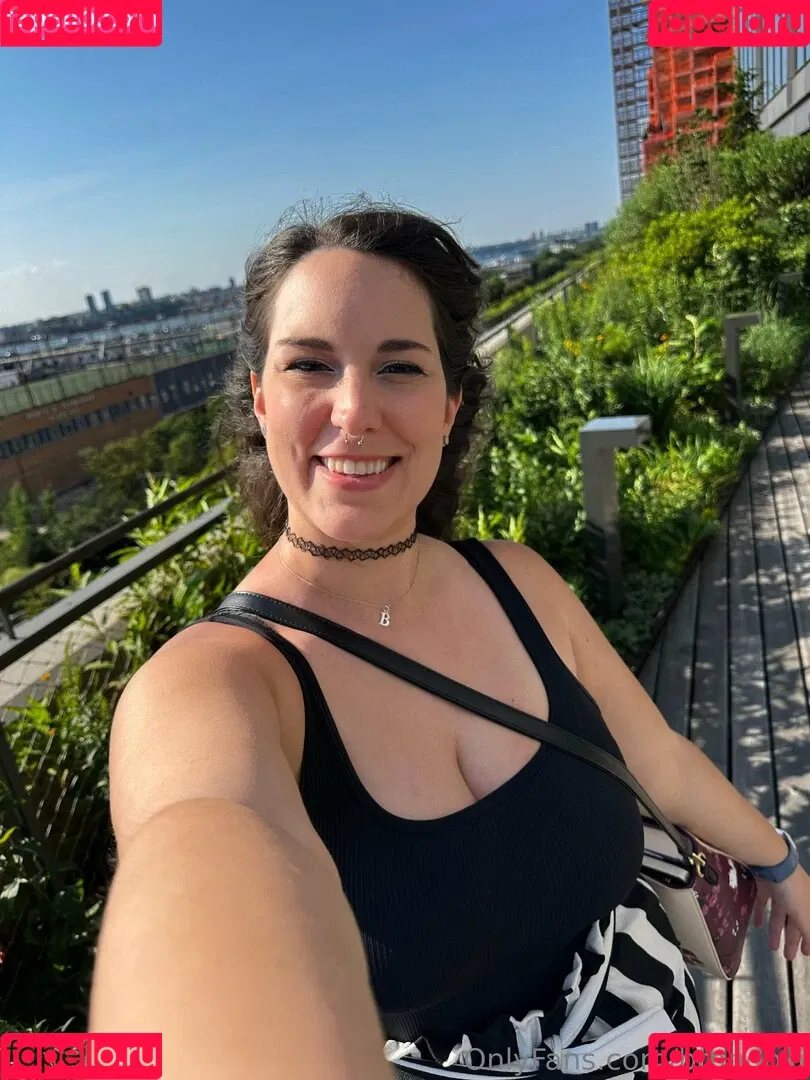 brandoki / the_absyrd Onlyfans Photo Gallery 