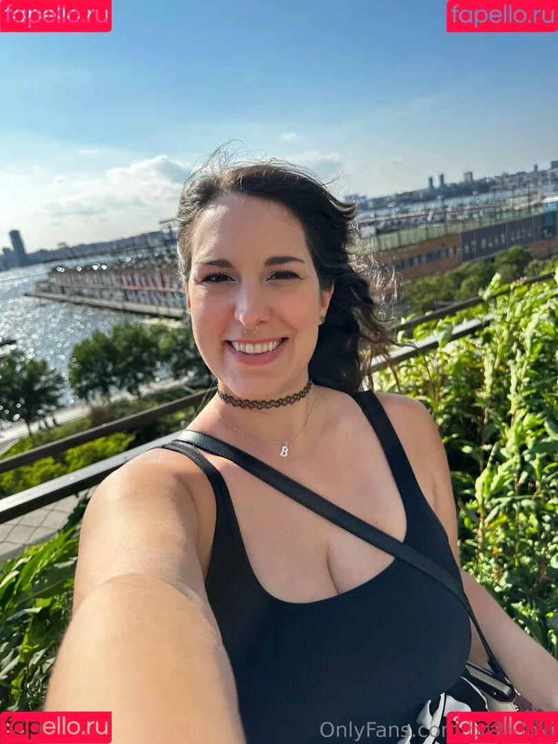 brandoki / the_absyrd Onlyfans Photo Gallery 