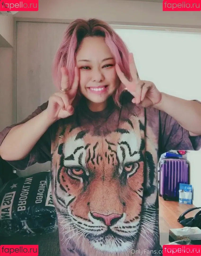 P-chan / Pchan666 / pchan030 Onlyfans Photo Gallery 