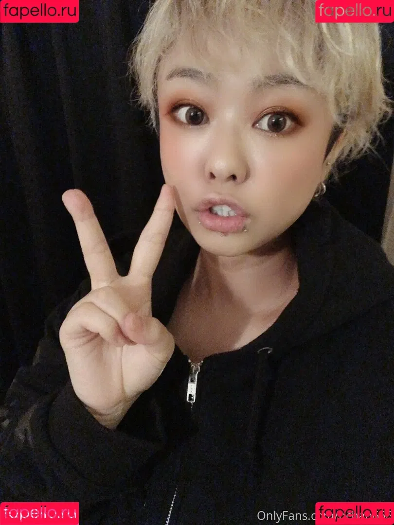 P-chan / Pchan666 / pchan030 Onlyfans Photo Gallery 