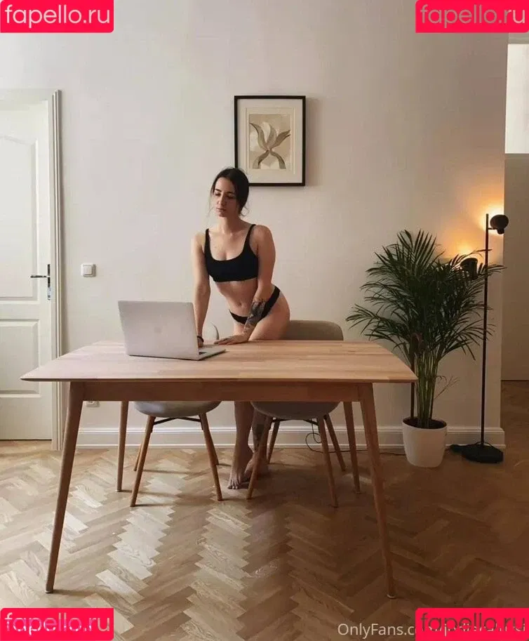 Jodie Calussi / jodiecalussi Onlyfans Photo Gallery 