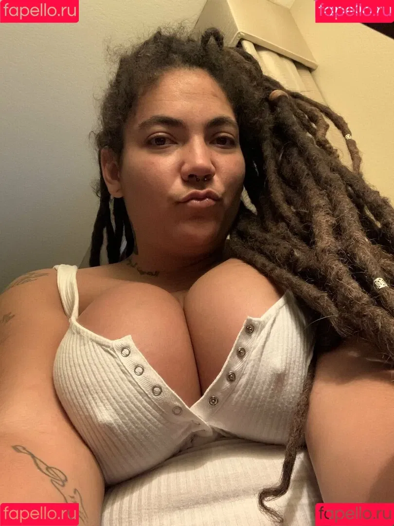 ChristinaGonzalez / FeistyFeminista / cristinagonzalezromualdez / missfiesty Onlyfans Photo Gallery 