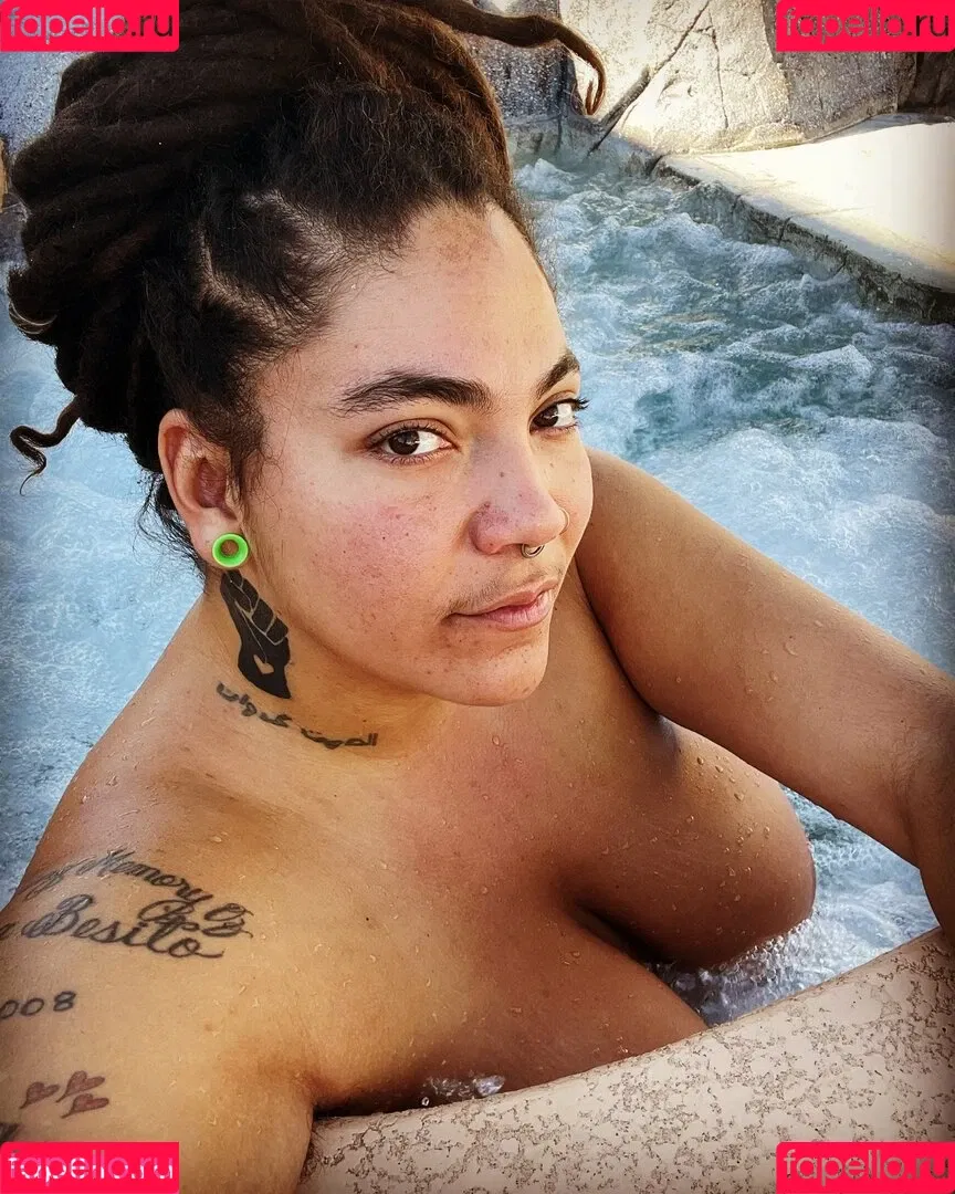 ChristinaGonzalez / FeistyFeminista / cristinagonzalezromualdez / missfiesty Onlyfans Photo Gallery 