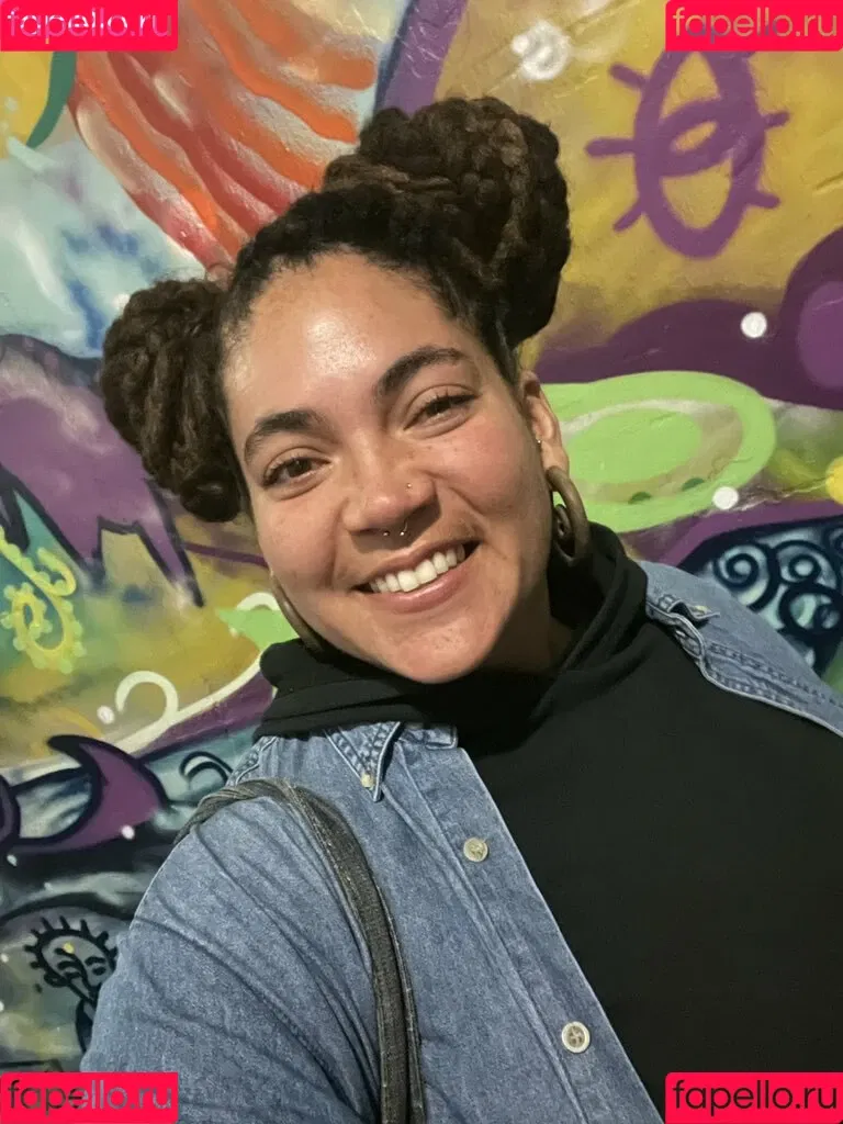 ChristinaGonzalez / FeistyFeminista / cristinagonzalezromualdez / missfiesty Onlyfans Photo Gallery 