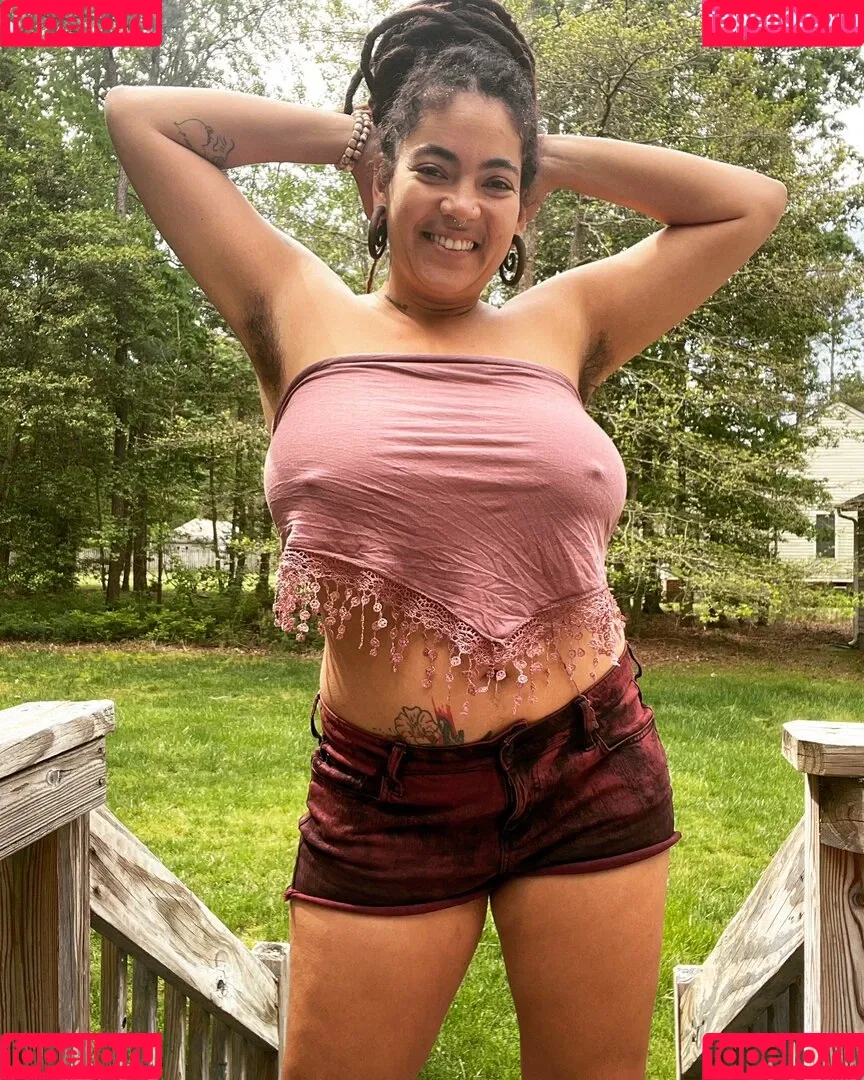 ChristinaGonzalez / FeistyFeminista / cristinagonzalezromualdez / missfiesty Onlyfans Photo Gallery 