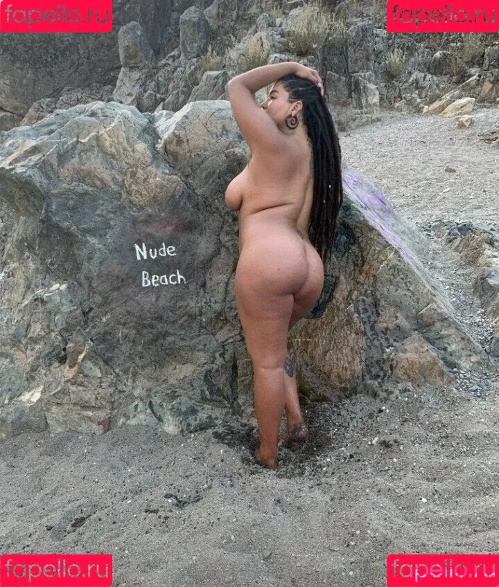 ChristinaGonzalez / FeistyFeminista / cristinagonzalezromualdez / missfiesty Onlyfans Photo Gallery 