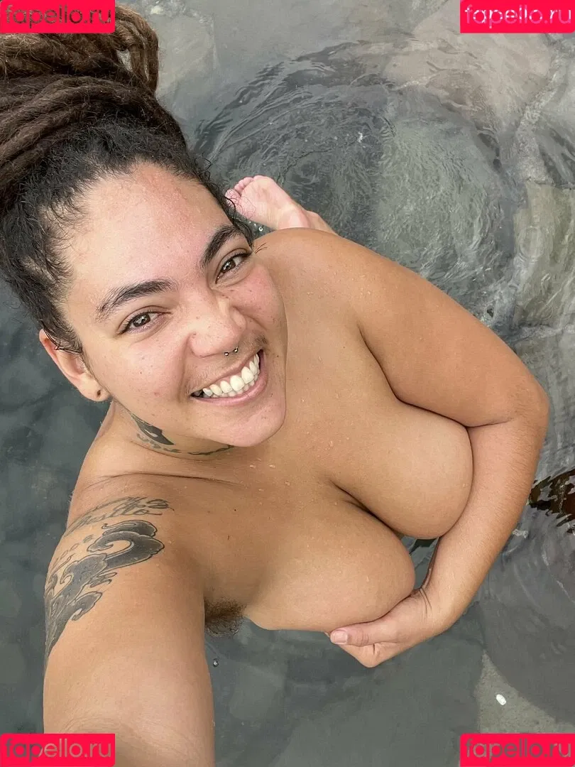 ChristinaGonzalez / FeistyFeminista / cristinagonzalezromualdez / missfiesty Onlyfans Photo Gallery 