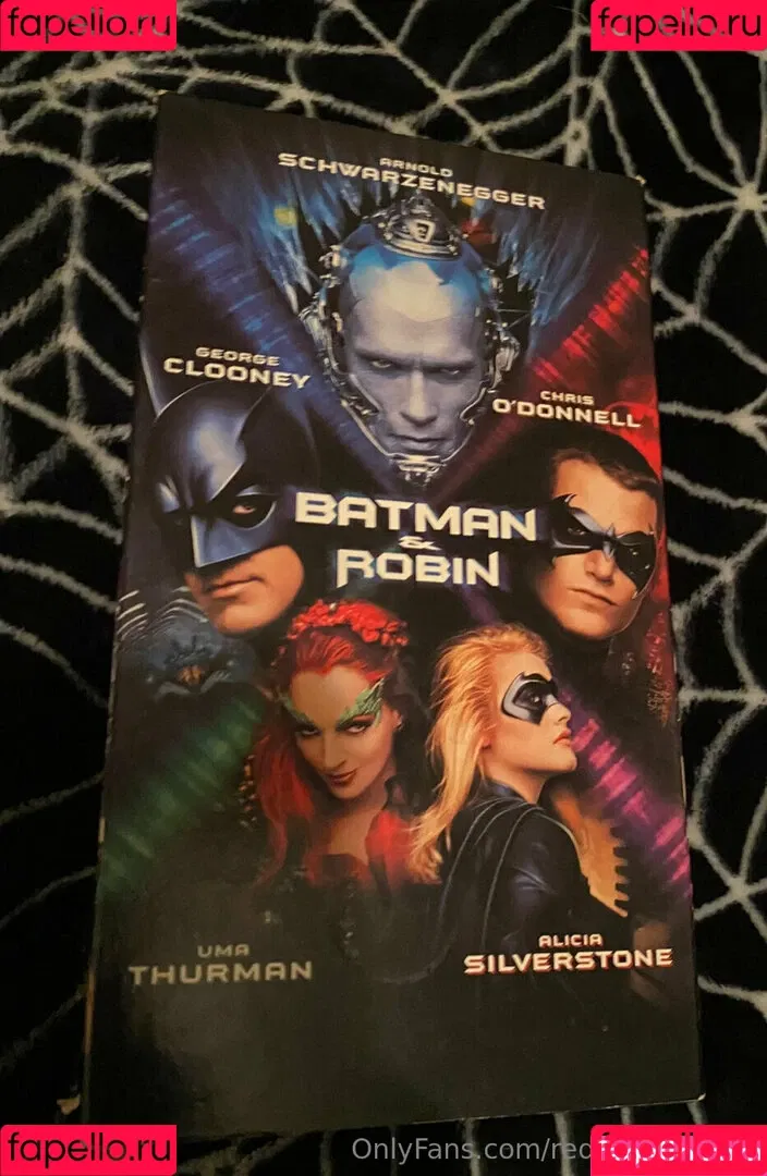 imredheadwinter / redheadwinner Onlyfans Photo Gallery 