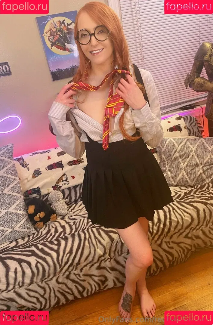 imredheadwinter / redheadwinner Onlyfans Photo Gallery 