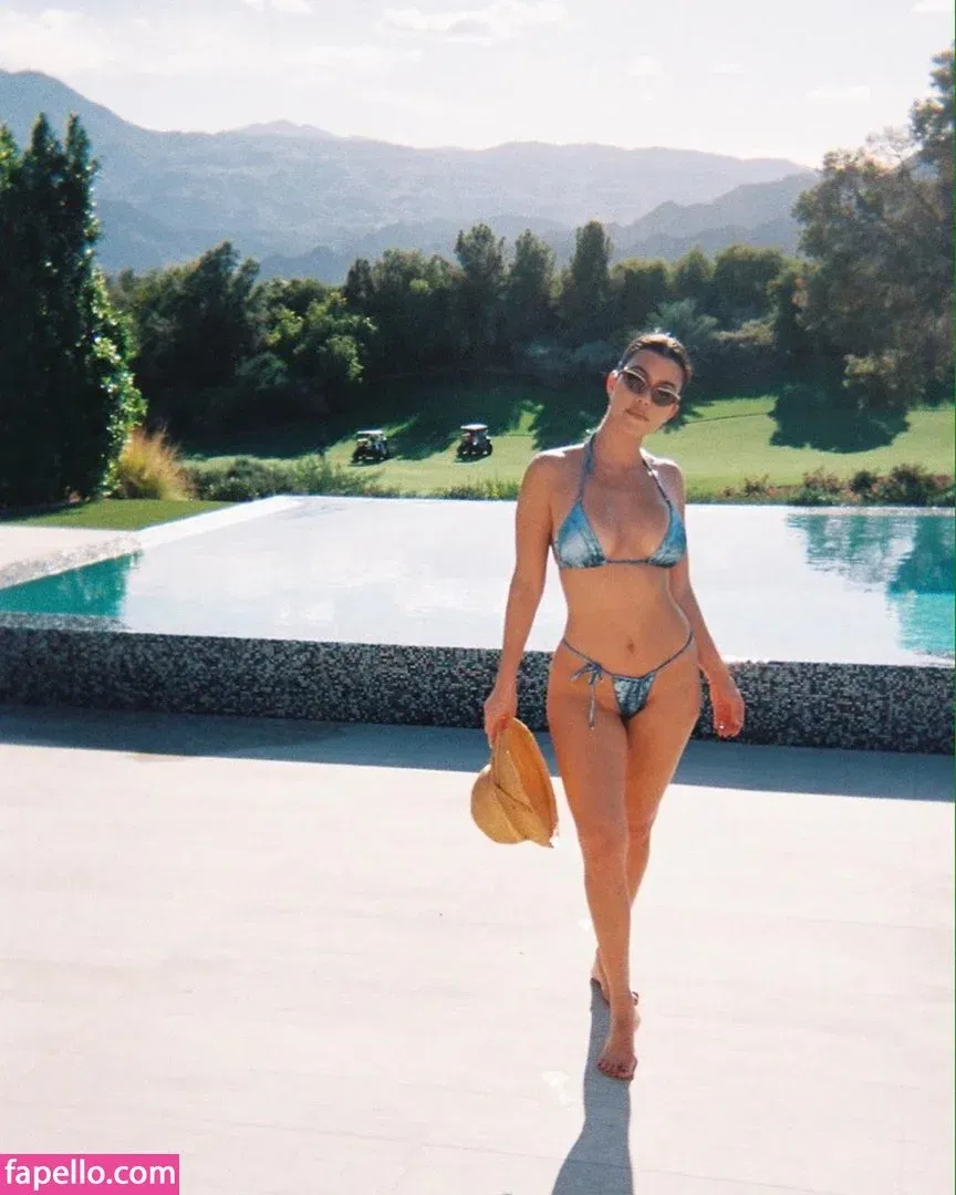 Kourtney Kardashian Onlyfans Photo Gallery 