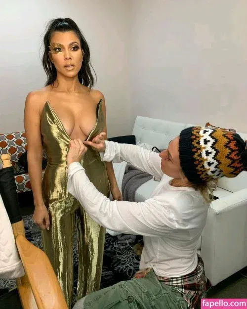 Kourtney Kardashian Onlyfans Photo Gallery 