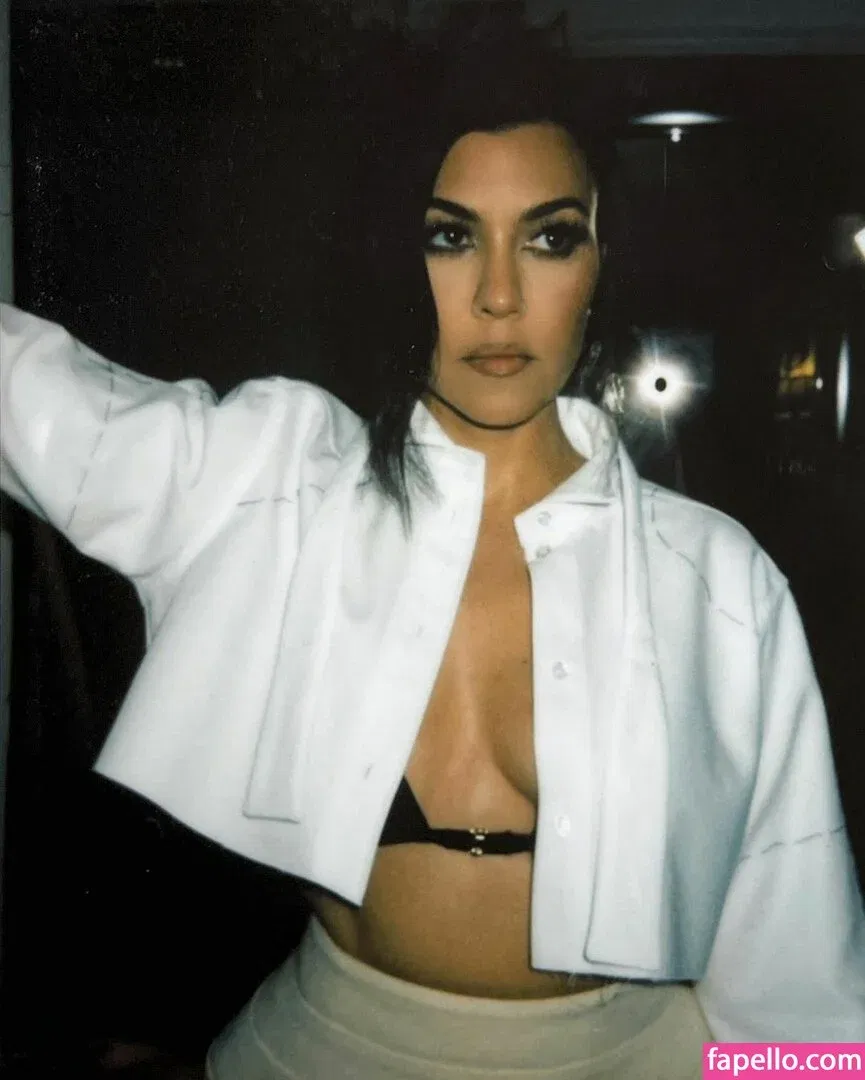 Kourtney Kardashian Onlyfans Photo Gallery 